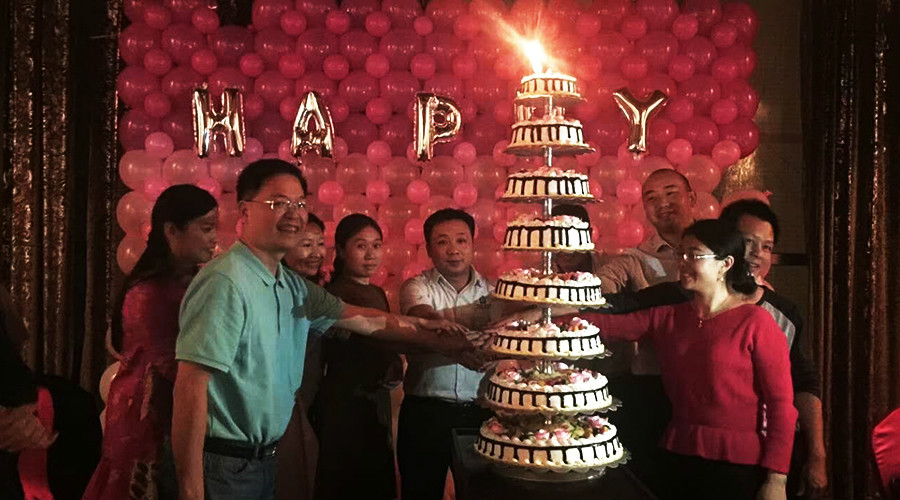 一路有你，盡顯方成雄風(fēng)，攜手共進(jìn)，再創(chuàng)輝煌
